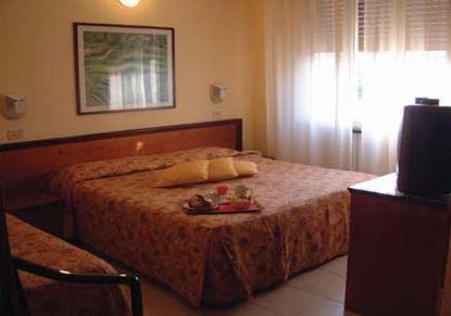 Hotel Moderno Rimini Chambre photo